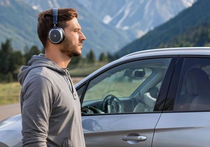 Ученые нашли простое решение проблемы укачивания в электромобилях