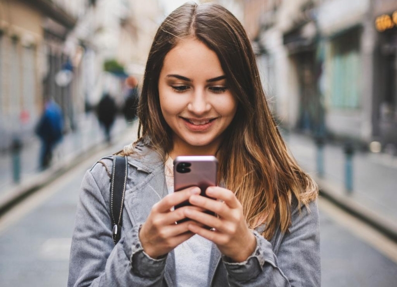 Влияние соцсетей на молодёжь: что обнаружили учёные и почему это важно