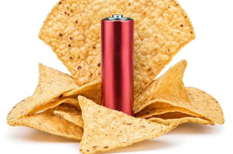 Чипсы со вкусом батарейки — неожиданный ход от голландского бренда