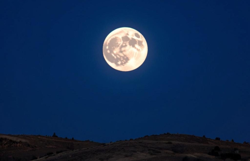 Луна удаляется от Земли: каковы последствия постепенного дрейфа спутника