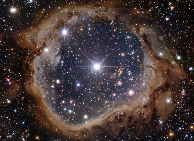 Загадочные структуры в космосе ставят под сомнение наши представления о Вселенной