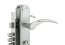 Что делать, если захлопнулась дверь?