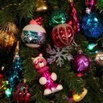 Радиация в доме: чем опасны винтажные новогодние украшения