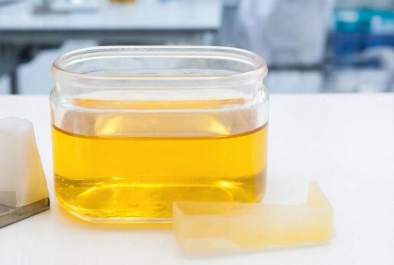 Учёные создали клей, способный выдержать вес легкового автомобиля