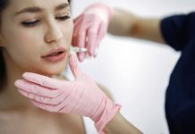 Контурная пластика глаз: как убрать круги и мешки филлерами