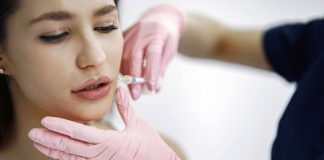 Контурная пластика глаз: как убрать круги и мешки филлерами