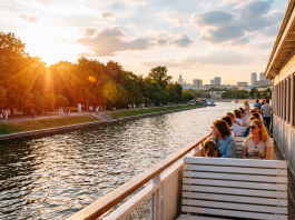Необычные маршруты на речном трамвайчике: женский взгляд на Москву