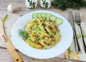 Ароматная картошка жареная на сале с лучком