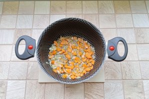 Булгур с куриной печенью и шампиньонами