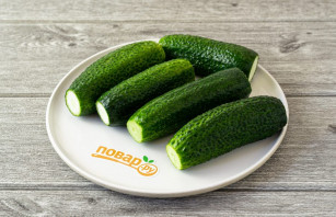 Быстрые малосольные огурцы в рассоле