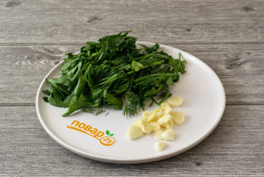 Быстрые малосольные огурцы в рассоле