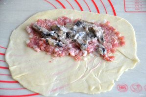 Чебуреки по-французски