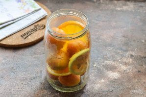 "Фанта" из абрикосов на зиму