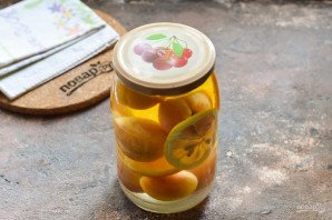 "Фанта" из абрикосов на зиму