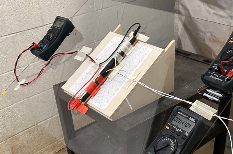 Физики получили электроэнергию от вращения Земли