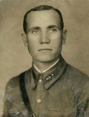 Из капитанов - сразу в генералы