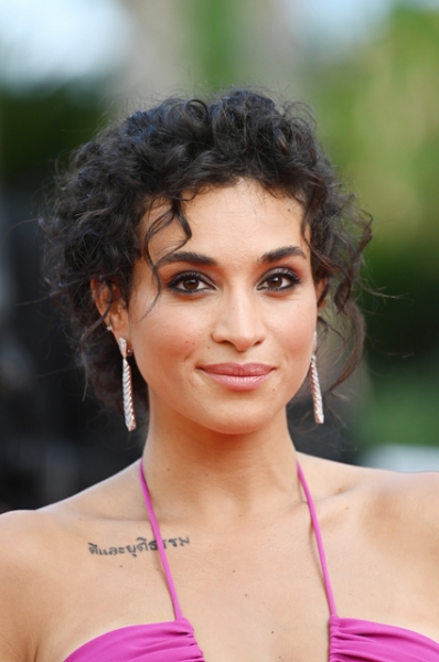 Канны-2021: Белла Хадид, Карла Бруни, Марион Котийяр, Энди Макдауэлл и другие на открытии кинофестиваля