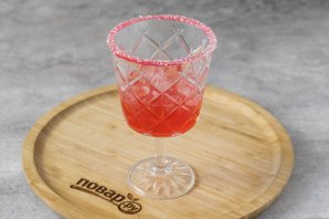 Коктейль с игристым вином