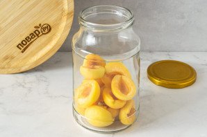 Компот из абрикосов