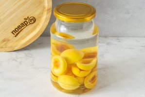 Компот из абрикосов