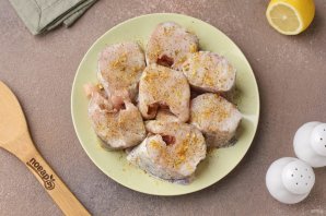 Минтай в сметане в мультиварке