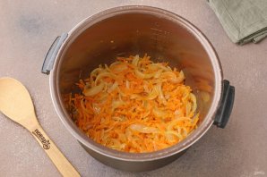 Минтай в сметане в мультиварке