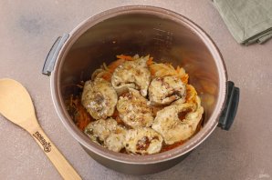 Минтай в сметане в мультиварке