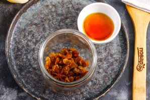 Настойка из изюма на самогоне