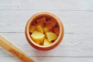 Окунь в горшочке в духовке