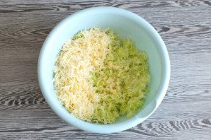 Оладьи из кабачка в мультипекаре