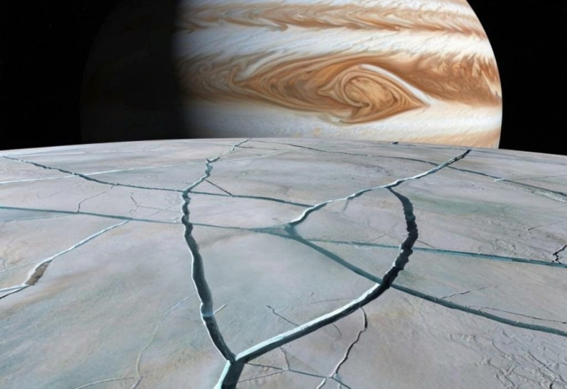 Поверхность Европы постоянно меняется, свидетельствуют новые данные