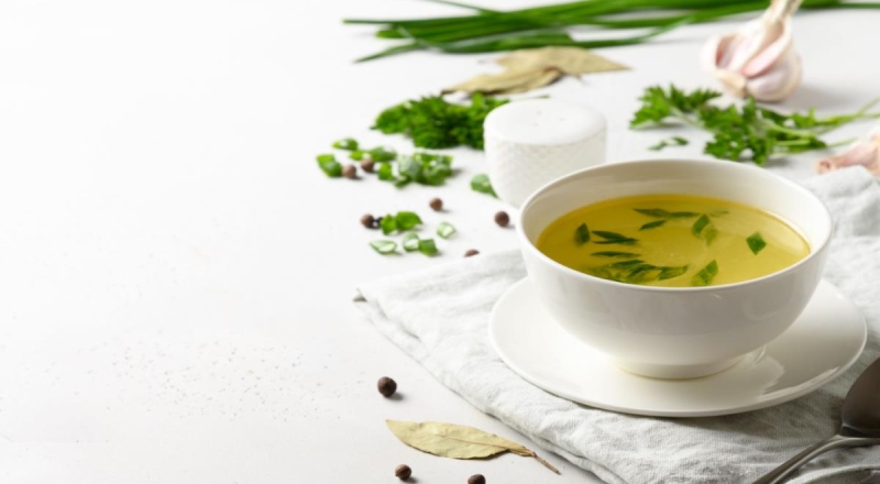 Российские ученые превратили обычный бульон в лекарство от ОРВИ &mdash; читать на Gastronom.ru