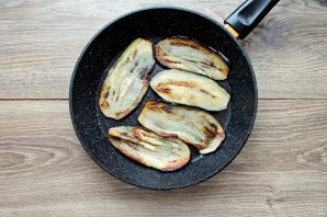 Рулетики из баклажанов с сулугуни