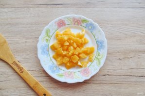 Салат с апельсинами, курицей и корейской морковью