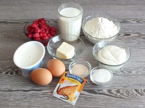 Синнабоны с малиной