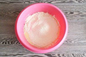 Синнабоны с малиной