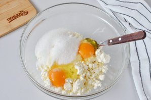 Сырник с яблоками