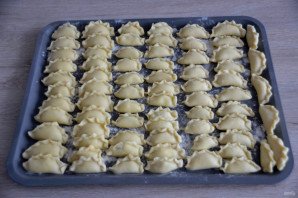 Вареники с творогом и черемшой