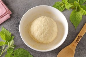 Вареники с творогом и малиной